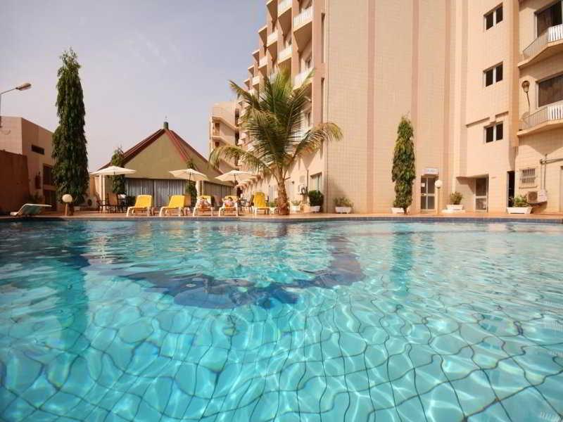Acropole Hotel Cotonou Exterior foto