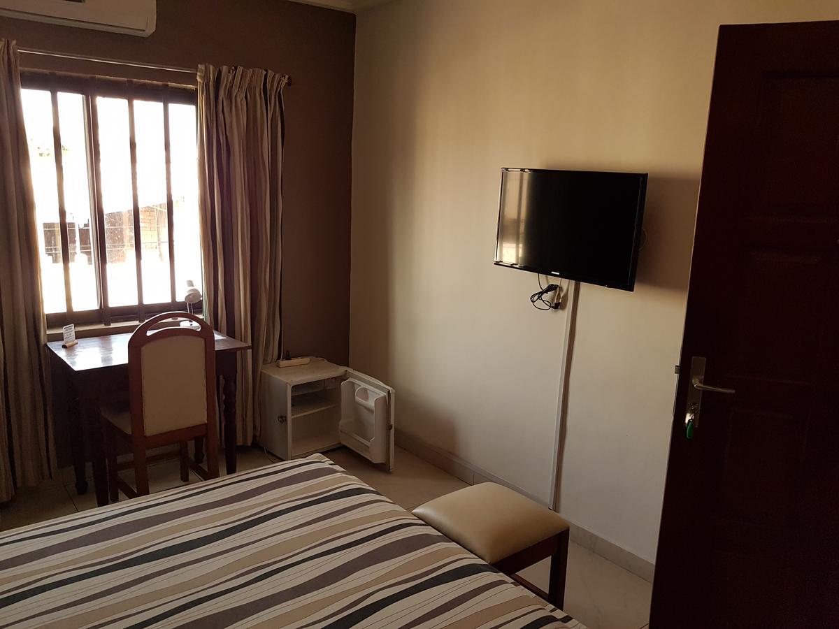 Acropole Hotel Cotonou Exterior foto